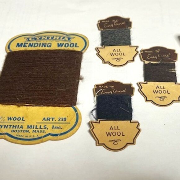 VTG Collection of Paper Spools of Mending Wools Yarns Brown Red Black Gray Lot 4 - Picture 3 of 14